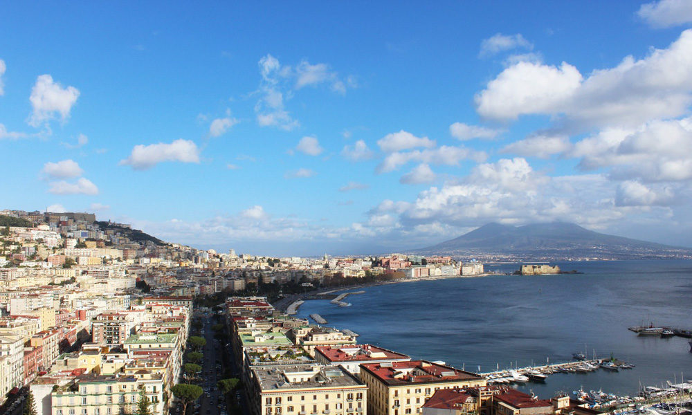 How NOT to see Naples