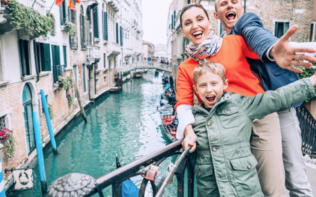 family trip in Venice on a gondola 1