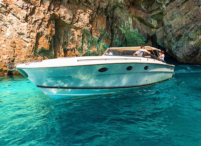 Private luxury boat trip